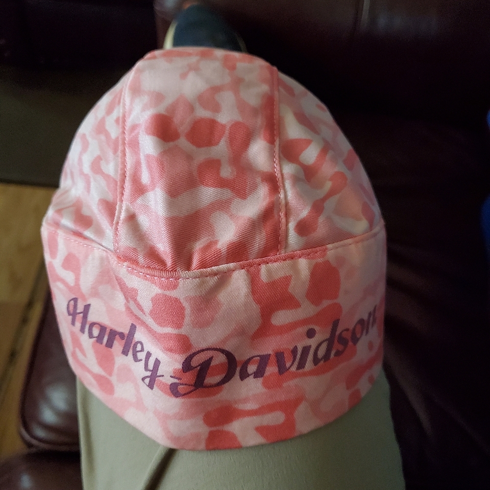 Harley Davidson  Pink Camo Skull Cap